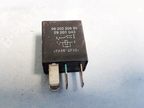 Used Electronic sensor Electronic sensor PEUGEOT 406 (8B) 2.0 HDI 110 (109 hp) 33102291 33102291