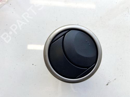 air-vent-mazda-3-bk-2003-2004-2005-2006-2007-2008-2009-32885132 main image