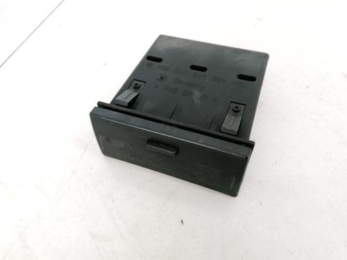glove-box-audi-a4-b5-8d2-1994-1995-1996-1997-1998-1999-2000-2001-35556146 main image