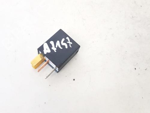 electronic-sensor-toyota-avensis-_t25_-2003-2004-2005-2006-2007-2008-32881031 main image