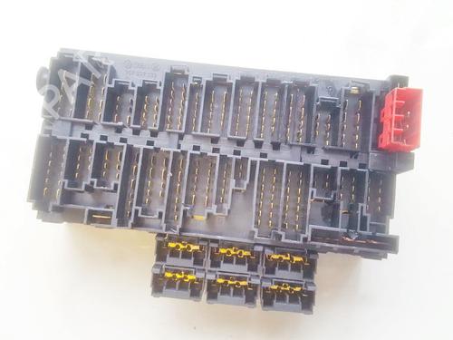 Used Fuse box Fuse box VW PASSAT B3/B4 Variant (3A5, 35I) 1.9 TDI (90 hp) 33526473 33526473