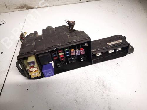 Used Fuse box Fuse box TOYOTA AVENSIS (_T22_) 2.0 D-4D (CDT220_, CDT220R) (110 hp) 32622053 32622053