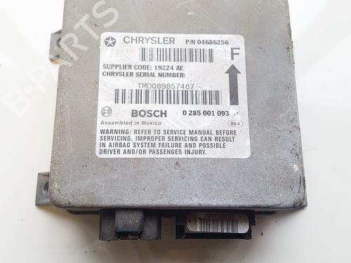 Used ECU airbags ECU airbags CHRYSLER VOYAGER / GRAND VOYAGER III (GS_, NS_) 2.4 i (151 hp) 33519241 33519241