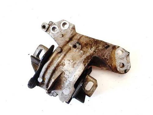 Used Engine mount Engine mount PEUGEOT 407 (6D_) 2.0 HDi 135 (6DRHRH, 6DRHRE, 6DRHRG, 6DRHRJ) (136 hp) 32586499 32586499