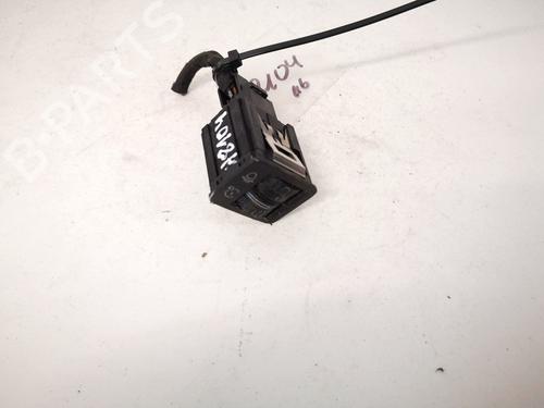 switch-vw-passat-b6-3c2-2005-2006-2007-2008-2009-2010-2011-35421125 main image