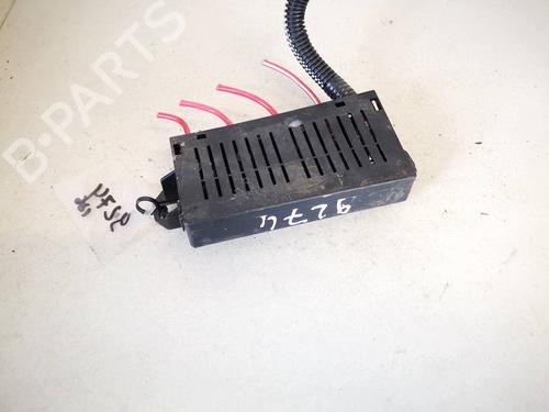 Used Fuse box Fuse box VOLVO S60 I (384) D5 (163 hp) 32952010 32952010