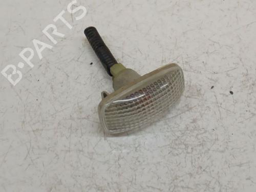 left-side-indicator-nissan-primera-hatchback-p12-2002-36759495 main image