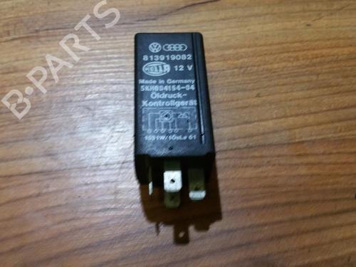 Used Electronic sensor Electronic sensor AUDI 80 B3 Saloon (893, 894, 8A2) 1.6 (102 hp) 33518587 33518587
