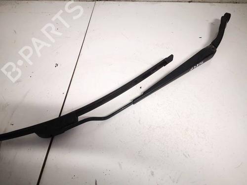 Used Front windshield wiper arm VOLVO XC90 I (275) 2.5 T AWD (209 hp) 32619461