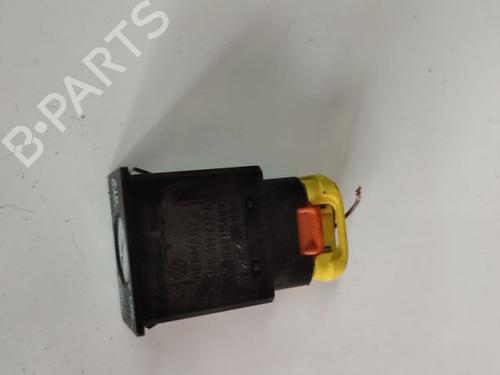 Used Switch Switch VW GOLF V (1K1) 2.0 TDI (140 hp) 39669329 39669329