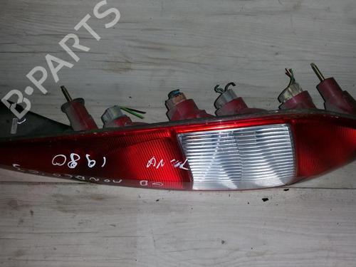 right-taillight-ford-mondeo-iii-b5y-2000-2001-2002-2003-2004-2005-2006-2007-35649045 main image