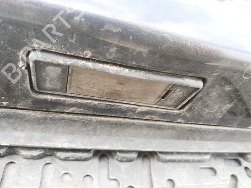 licence-plate-light-peugeot-607-9d-9u-2000-35392440 main image