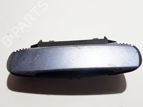 front-right-exterior-door-handle-vw-passat-b6-3c2-2005-2006-2007-2008-2009-2010-2011-35880106 main image