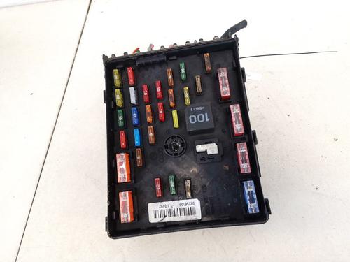 Used Fuse box Fuse box VW PASSAT B6 (3C2) 2.0 TDI (140 hp) 32900970 32900970