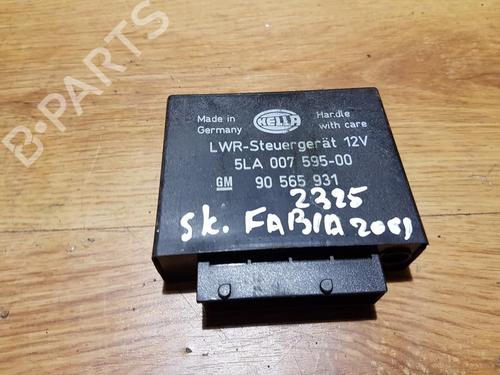 Used Electronic module Electronic module SKODA FABIA I (6Y2) 1.4 16V (75 hp) 33482062 33482062