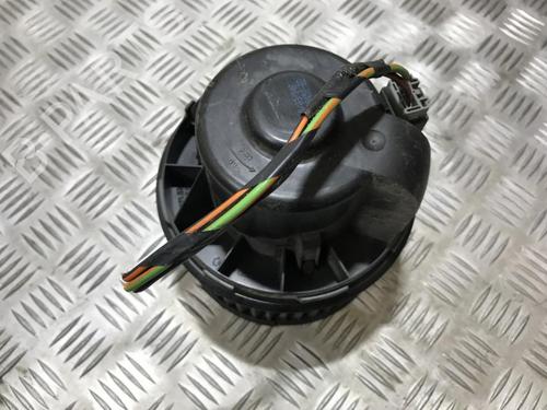 heater-blower-motor-ford-c-max-dm2-2007-2008-2009-2010-35680950 main image