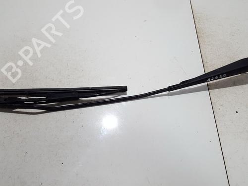Used Front windshield wiper arm Front windshield wiper arm VW GOLF III (1H1) 1.9 TDI (110 hp) 33515346 33515346