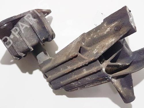 Used Engine mount Engine mount ALFA ROMEO 147 (937_) 1.6 16V T.SPARK (937.AXA1A, 937.AXB1A, 937.BXB1A) (120 hp) 33085373 33085373