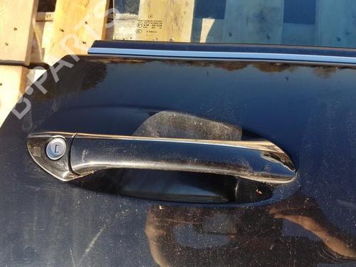 front-right-exterior-door-handle-mercedes-benz-clk-c209-2002-2003-2004-2005-2006-2007-2008-2009-2010-35691364 main image