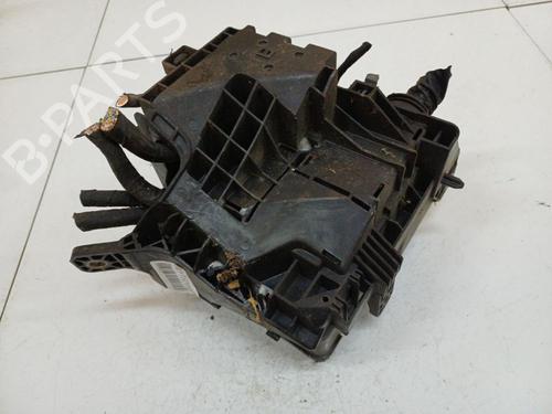 Fuse box KIA CEE'D Hatchback (ED) 1.6 CRDi 115 | BP37085362E1 - Image 3
