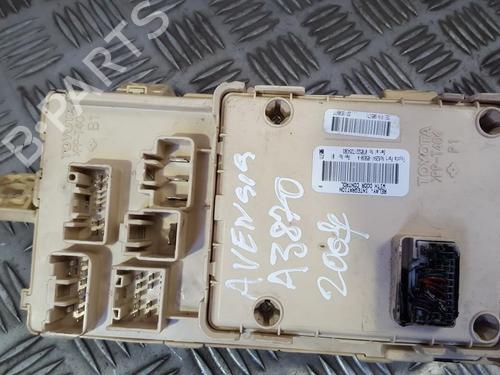 Used Fuse box Fuse box 33495472 33495472