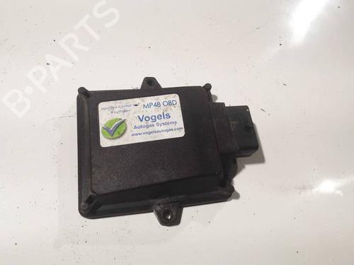 Used Electronic module SUBARU FORESTER (SG_) 2.0 X AWD (SG5) (158 hp) 32559119
