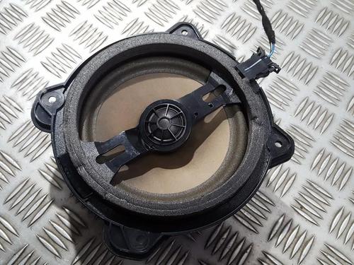 speaker-audi-a3-8p1-2003-2004-2005-2006-2007-2008-2009-2010-2011-2012-2013-33499259 main image