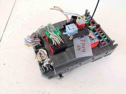 Used Fuse box Fuse box LANCIA PHEDRA (179_) 2.0 JTD (179.AXE1A) (107 hp) 32908651 32908651