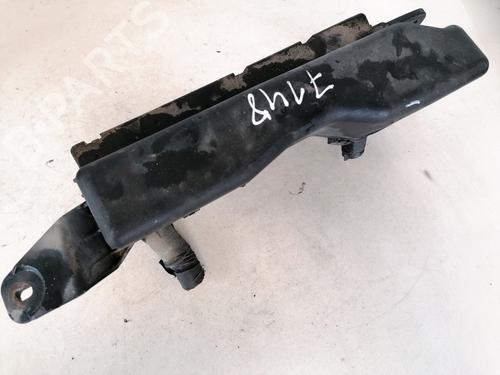 fuse-box-toyota-corolla-saloon-_e12_-2000-2001-2002-2003-2004-2005-2006-2007-2008-32878649 main image