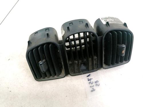 Used Air vent Air vent CHRYSLER VOYAGER IV (RG, RS) 2.5 CRD (141 hp) 32889360 32889360