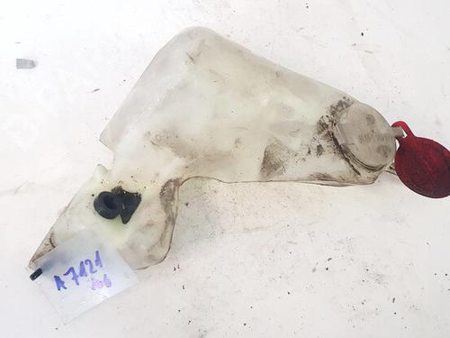 windscreen-washer-tank-bmw-5-e39-1995-1996-1997-1998-1999-2000-2001-2002-2003-35514844 main image