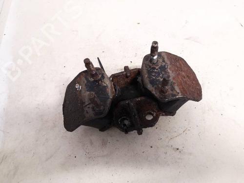 Used Engine mount Engine mount RENAULT ESPACE III (JE0_) 2.2 12V TD (JE0E, JE0H, JE0P) (113 hp) 32924663 32924663