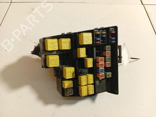 Used Fuse box Fuse box 38451635 38451635