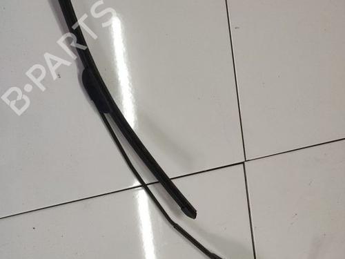 Used Front windshield wiper arm Front windshield wiper arm FIAT DUCATO Van (230_) 2.8 D (87 hp) 32560667 32560667