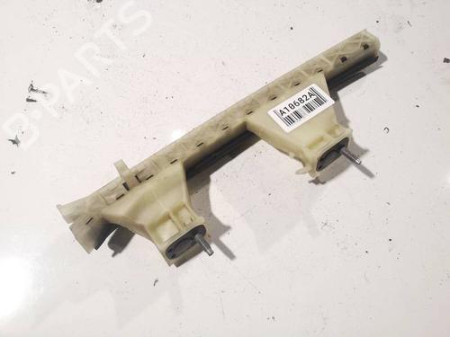Used Front bumper bracket Front bumper bracket 34781557 34781557
