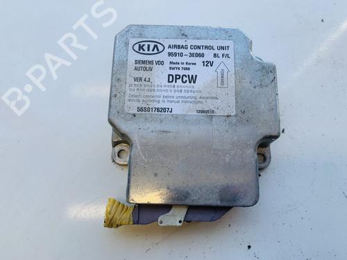 Used ECU airbags ECU airbags KIA SORENTO I (JC) 2.5 CRDi (170 hp) 32877585 32877585
