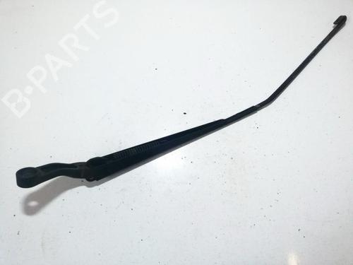 Used Front windshield wiper arm Front windshield wiper arm SUBARU LEGACY I (BC) 2000 4WD (BC5) (116 hp) 33507548 33507548
