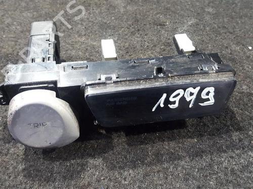 display-monitor-hyundai-i20-i-pb-pbt-2008-2009-2010-2011-2012-2013-2014-2015-35659017 main image