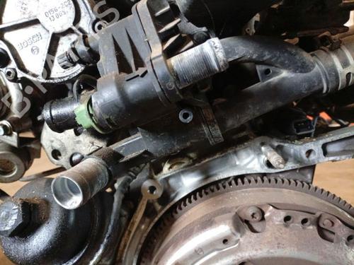 Used Thermostat housing Thermostat housing 37677896 37677896