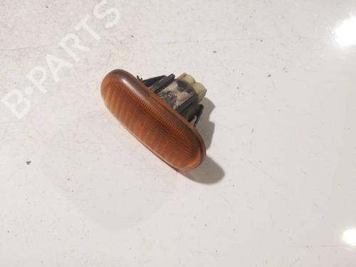 Used Left side indicator Left side indicator 39574101 39574101
