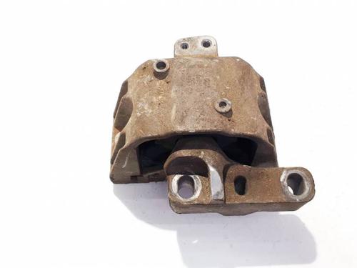 Used Engine mount Engine mount SKODA OCTAVIA I (1U2) 1.9 TDI (90 hp) 32940685 32940685
