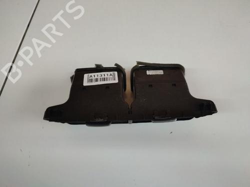 Difusor / Saída de ar Difusor / Saída de ar HONDA CIVIC VIII Hatchback (FN, FK) 2.2 CTDi (FK3) (140 hp) 34411043 34411043