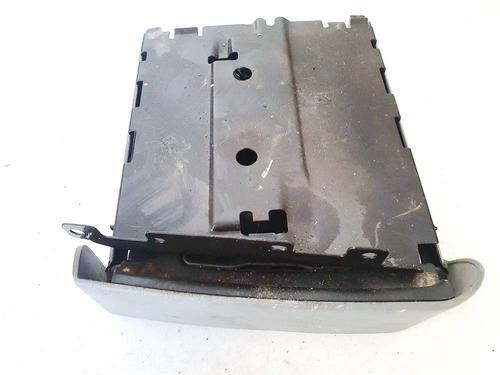 Porte-gobelet/Objets Porte-gobelet/Objets CHRYSLER VOYAGER IV (RG, RS) 2.8 CRD (150 hp) 35377167 35377167