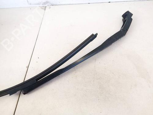 Used Front windshield wiper arm Front windshield wiper arm 32936146 32936146
