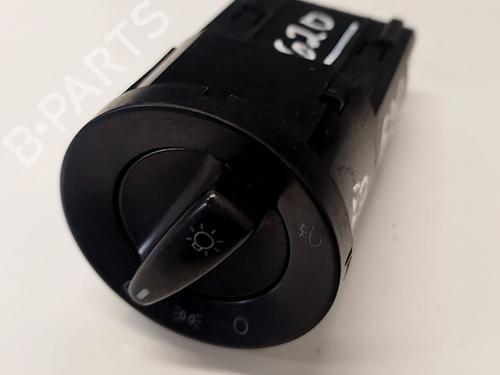 Used Switch Switch AUDI A6 C5 (4B2, 4B4) 2.5 TDI (150 hp) 34788611 34788611