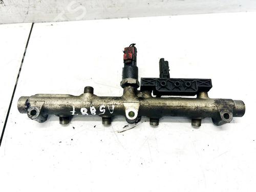 Used Injection rail Injection rail 35260157 35260157