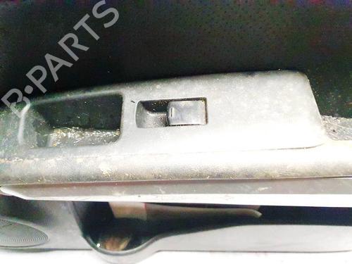 Used Switch Switch NISSAN X-TRAIL II (T31) 2.0 4x4 (141 hp) 32612919 32612919