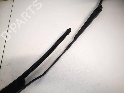 Used Front windshield wiper arm Front windshield wiper arm 32552605 32552605