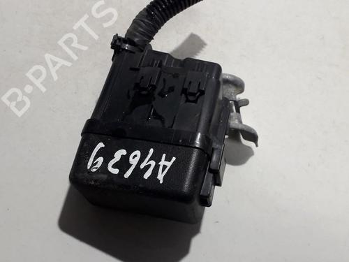 Used Fuse box Fuse box TOYOTA VERSO (_R2_) 2.0 D-4D (AUR20_, AUR20R) (126 hp) 33511356 33511356