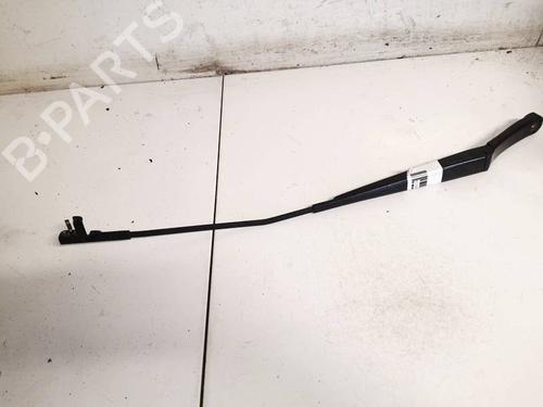 front-windshield-wiper-arm-toyota-yaris-_p9_-2005-2006-2007-2008-2009-2010-2011-2012-2013-2014-32611532 main image